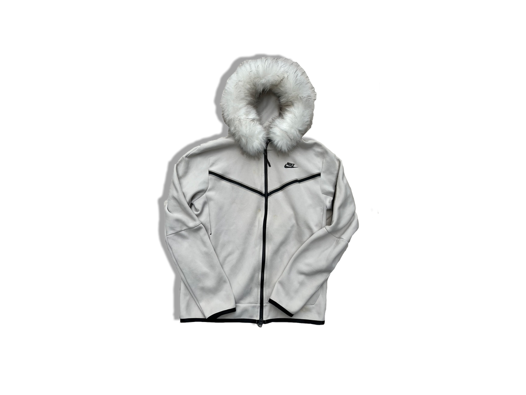 NIKE TECH FURRR "WHITE"