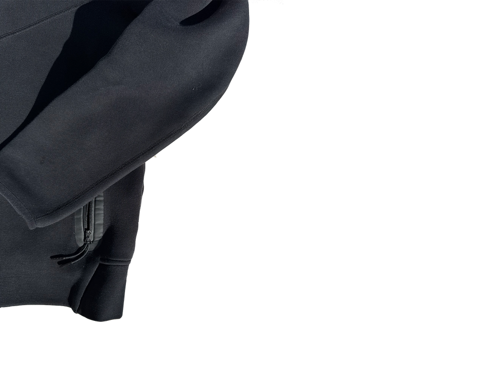 NIKE TECH FURRR "BLACK/WHITE"